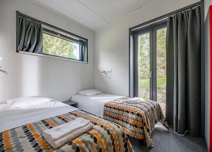 Kaeaeriku Team Cabin